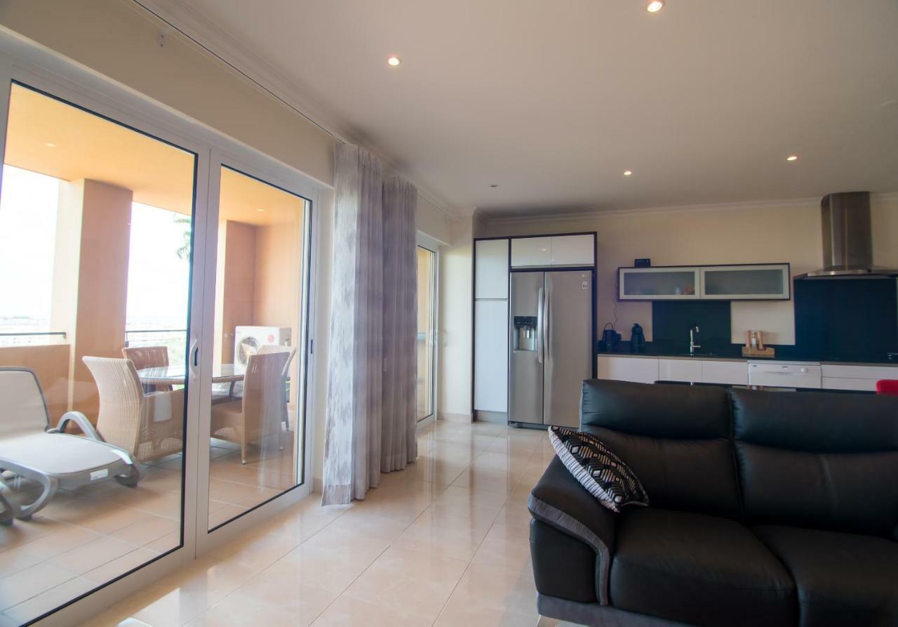 Panorama Apartment ลากอส ภายนอก รูปภาพ